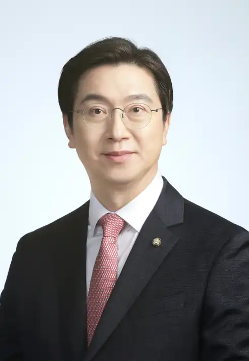 강민국