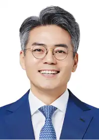 김기표
